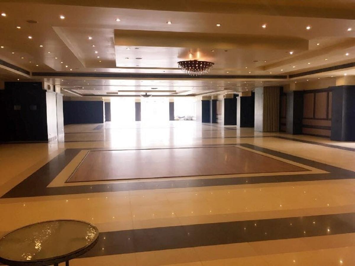 Hotel Vista Nuova Delhi Esterno foto
